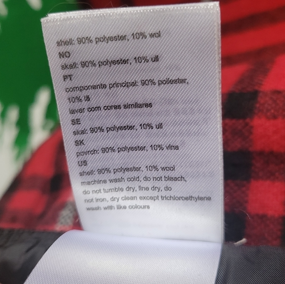 Wesc Plaid Liam Jacket. - Picture 6 of 7